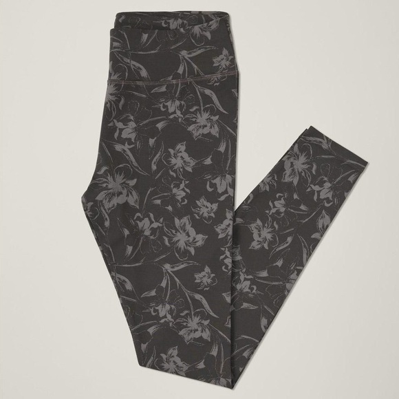 Pact Pants - Pact Go-To Legging Vineyard Floral Raven